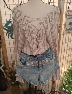 🌺 l.e.i Jean Shorts